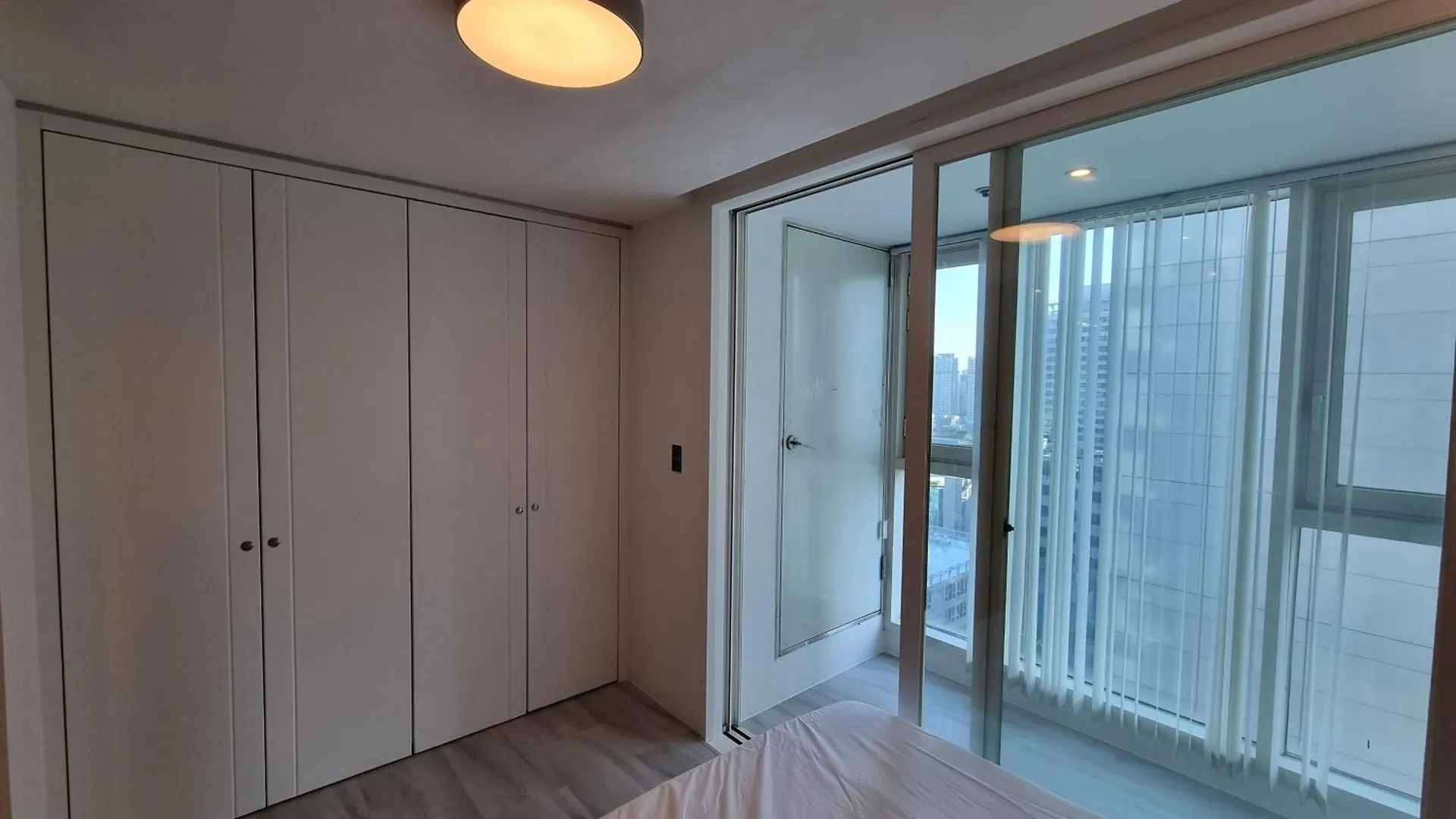Ville Apartment Sunneung Station&Coex Free Wifi سيول